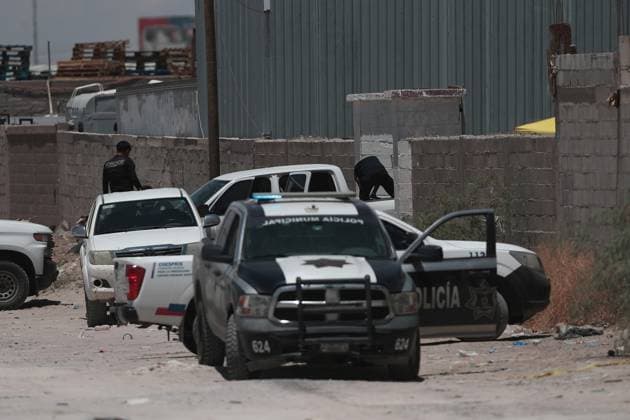 Authorities discover 383 corpses in private crematorium in Ciudad Juarez CIUDAD JUAREZ , MEXICO - JUNE 30: A view of the crematorium where authorities found 383 embalmed corpses in Ciudad Juarez, Chihuahua State, Mexico, on June 30, 2025. Police have found 383 corpses piled up in a private crematorium in northern Mexico s Ciudad Juarez, the local prosecutor s office said on June 29, attributing the grisly find to negligence. According to authorities, the investigation stemmed from a citizen complaint. Upon inspection, more than 300 bodies were found embalmed and stored in unsanitary conditions, and the facility was also emitting foul odors. Christian Torres Anadolu Ciudad Juarez Mexico. Editorial use only. Please get in touch for any othe Copyright: x2025xAnadoluxChristianxTorresx