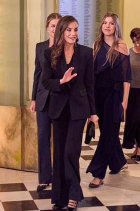 July 23, 2025, Barcelona, Barcelona, Spain: QUEEN LETIZIA OF SPAIN, CROWN PRINCESS LEONOR DE BORBON AND PRINCESS SOFIA DE BORBON attend the Princesa de Girona Foundation Awards at Gran Teatro del Liceu Barcelona Spain - ZUMAc260 20250723_zep_c260_018 Copyright: xMikexChicorrox