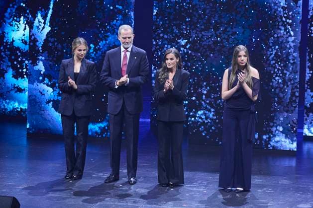July 23, 2025, Barcelona, Barcelona, Spain: KING FELIPE VI OF SPAIN, QUEEN LETIZIA OF SPAIN, CROWN PRINCESS LEONOR DE BORBON AND PRINCESS SOFIA DE BORBON attend the Princesa de Girona Foundation Awards at Gran Teatro del Liceu Barcelona Spain - ZUMAc260 20250723_zep_c260_022 Copyright: xMikexChicorrox