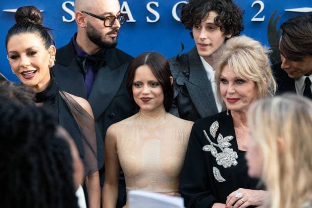 Wednesday Season 2, Part 1 Global Premiere VIP Arrivals LONDON, ENGLAND - JULY 30: (L to R) Isaac Ordonez, Luis Guzman, Catherine Zeta-Jones, Jenna Ortega, Joanna Lumley, Fred Armisen and Victor Dorobantu attend the Global Premiere of Wednesday Season 2, Part 1 at Central Hall Westminster on July 30, 2025 in London, England., Credit:lounis tiar Avalon United Kingdom, London, Westminster Copyright: xlounisxtiarx xAvalonx 1026820409