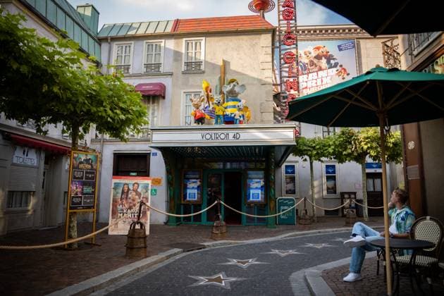 Das Kanu des Manitu, Premiere im Europa-Park Rust Kinopremiere, Das Kanu des Manitou, Michael Bully Herbig, Rick Kavanian, Christian Tramitz, Filmpremiere, Europa-Park, Voltron 4D, roter Teppich, Filmstart, Komödie, Westernparodie, Bullyparade, Schauspieler, Regisseur, Drehbuchautor, Presseevent, Sommerferien, Tourismus, Freizeitpark, Unterhaltung, Besucher, Medienereignis, Kinostart August 2025, deutsche Filmkomödie, Starauftritt, Fototermin, Rick Kavanian, Michael Herbig, Christian Tramitz Rust Europa Park Baden-Württemberg Deutschland Copyright: xFINLEYxMÖRCHx
