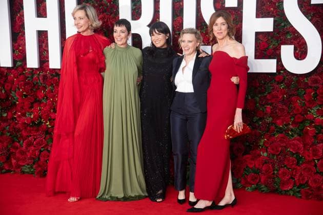 The Roses UK Premiere Arrivals at Odeon Luxe, Leicester Square, London, UK (L-R) - Allison Janney, Olivia Colman, Zoe Chao, Kate McKinnon, Belinda Bromilow attends The The Roses UK Premiere at Odeon Luxe, Leicester Square, London, England, UK on Thursday 28 August, 2025., Credit:Justin Ng Avalon UK, England, London, Odeon Luxe, Leicester Square Copyright: xJustinxNgx xAvalonx 1032181144