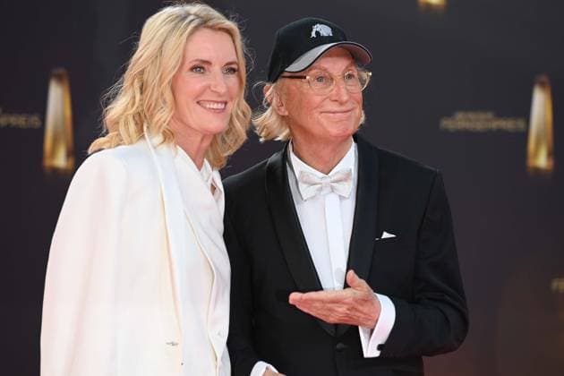 Otto WAALKES, Komiker, Maria FURTWAENGLER, Schauspielerin, Roter Teppich, Red Carpet Show, Ankunft, arrival, Verleihung des Deutschen Fernsehpreises, Der Deutsche Fernsehpreis 2025, Deutscher Fernsehpreis 2025 in den MMC Studios Koeln, am 10.09.2025.