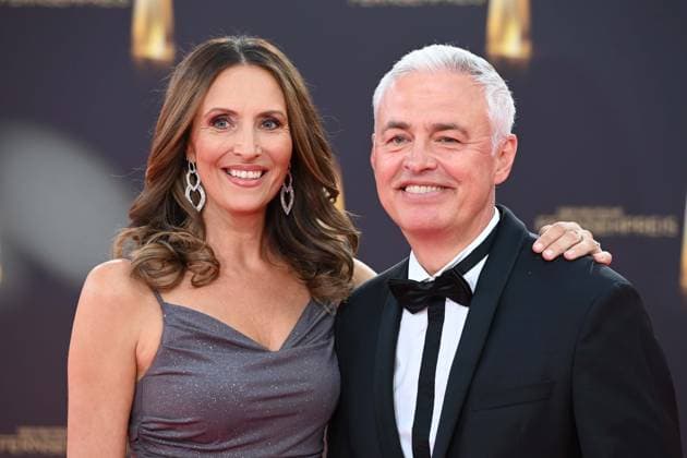 Roberta BIELING, Moderatorin, Andreas von THIEN, Moderator, Roter Teppich, Red Carpet Show, Ankunft, arrival, Verleihung des Deutschen Fernsehpreises, Der Deutsche Fernsehpreis 2025, Deutscher Fernsehpreis 2025 in den MMC Studios Koeln, am 10.09.2025.