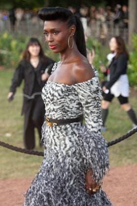 Burberry SS26 Runway Show Arrivals - Kensington Palace Gardens, London, UK Jodie Turner-Smith arrives for Burberry s SS26 Runway Show during London Fashion Week at Kensington Palace Gardens, London, England, UK on Monday 22 September, 2025., Credit:Justin Ng Avalon UK, England, London, Kensington Palace Gardens Copyright: xJustinxNgx xAvalonx 1039467626