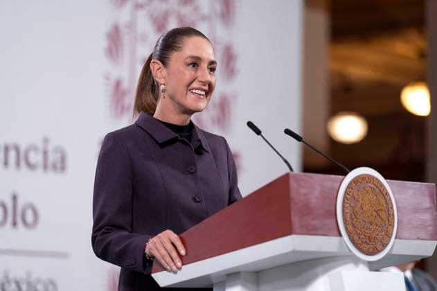 September 25, 2025, Queretaro, Mexico, USA: On Thursday, September 25, 2025, Mexican President Claudia Sheinbaum, together with CloudHQ COO Keith Harney, announced that the U.S. tech company will invest .8 billion to build six data centers in Quero taro, Mexico. PRESIDENCIA PI Queretaro USA - ZUMAp124 20250925_zaa_p124_010 Copyright: xPresidenciax