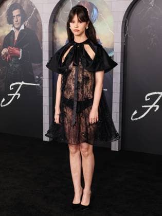 Los Angeles Premiere Of Netflix s Frankenstein MIRACLE MILE, LOS ANGELES, CALIFORNIA, USA - OCTOBER 06: English actress, producer, and writer Mia Goth wearing Dior with shoes by Paris Texas and jewelry by Tiffany and Co. arrives at the Los Angeles Premiere Of Netflix s Frankenstein held at the Academy Museum of Motion Pictures on October 6, 2025 in Miracle Mile, Los Angeles, California, United States., Credit:Xavier Collin Avalon United States, California, Los Angeles, Academy Museum of Motion Pictures Copyright: xXavierxCollinx xAvalonx 1043999382