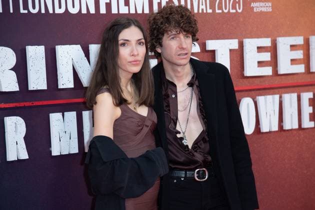 London Film Festival 2025 - Springsteen: Deliver Me from Nowhere Arrivals at Royal Festival Hall, Southbank, London Luke Pritchard and Ellie Rose attends the Headline Gala of Springsteen: Deliver Me from Nowhere at The 69th BFI London Film Festival at Royal Festival Hall, Southbank, London, England, UK on Wednesday 15 October, 2025., Credit:Justin Ng Avalon UK, England, London, Royal Festival Hall, Southbank Copyright: xJustinxNgx xAvalonx 1045763503
