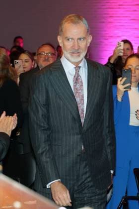 King Felipe attends the first Ibero-American Future Congress The head of the Ibero-American General Secretariat, Andrés Allamand, and King Felipe during the Ibero-American Future Congress, at Casa América, on October 31, 2025, in Madrid Spain Organized by the Ibero-American General Secretariat SEGIB and the Fundación Encuentros del Futuro FEF , the event will address, between October 30 and 31, issues such as the future of the world order, the crisis of democracy, smart cities, neuro-rights or education in the age of artificial intelligence FAMOUS KINGS CONGRESS José Ramó Madrid Madrid Madrid Spain Copyright: xJosà xRamonxHernandox 7068580