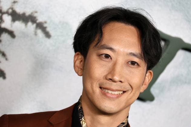 Premiere Of Netflix s Train Dreams HOLLYWOOD, LOS ANGELES, CALIFORNIA, USA - NOVEMBER 03: American martial artist, actor, and stuntman Alfred Hsing arrives at the Premiere Of Netflix s Train Dreams held at The Egyptian Theatre Hollywood on November 3, 2025 in Hollywood, Los Angeles, California, United States., Credit:Juan Pablo Rico Avalon United States, California, Hollywood, The Egyptian Theatre Hollywood Copyright: xJuanxPabloxRicox xAvalonx 1050184801
