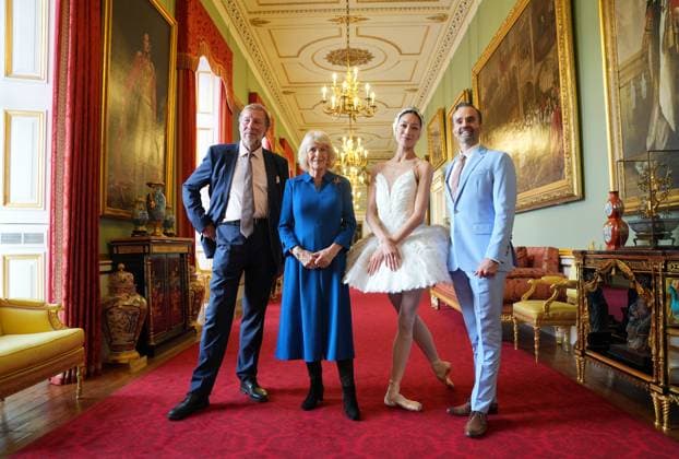 English National Ballet reception (left-right) Sir Rupert Gavin, Chair of English National Ballet, Queen Camilla, Patron of the English National Ballet, ballerina Sangeun Lee, and Aaron Watkin, Artistic director of the English National Ballet during a reception with staff, dancers, and supporters to celebrate the company s 75th anniversary and recognise the heritage, innovative creation of new works, and their learning and engagement programme, at Buckingham Palace in central London. Picture date: Wednesday November 12, 2025., Credit:Yui Mok Avalon UK, London Copyright: xYuixMokx xAvalonx 1052047516