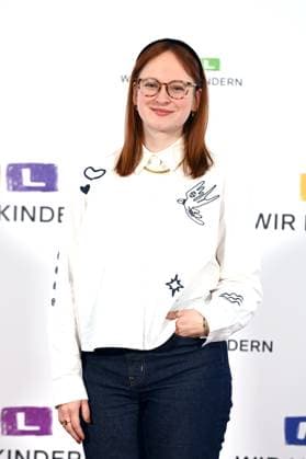 Johanna MUESSIGER, Müssiger, Moderatorin, Portraet, Porträt, Portrait, Angeschnittenes Einzelbild, Einzelmotiv, 30. RTL Spendenmarathon Wir helfen Kindern , Fernsehen, 20.-21.11.2025 in Huerth, Deutschland,