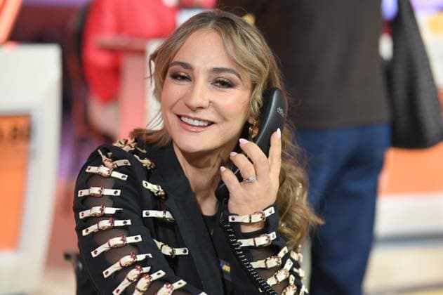 Kristina VOGEL, ehem. Bahnradfahrerin,Portraet, Porträt, Portrait, Angeschnittenes Einzelbild, Einzelmotiv, 30. RTL Spendenmarathon Wir helfen Kindern , Fernsehen, 20.-21.11.2025 in Huerth, Deutschland,
