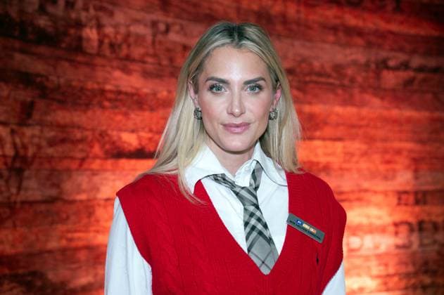 Anna KRAFT, Moderatorin, Portraet, Porträt, Portrait, Angeschnittenes Einzelbild, Einzelmotiv, 30. RTL Spendenmarathon Wir helfen Kindern , Fernsehen, 20.-21.11.2025 in Huerth, Deutschland,