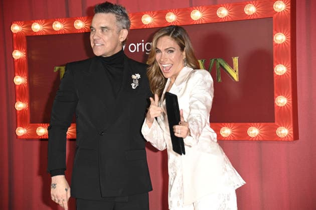 Tinsel Town world premiere, Vue Leicester Square, London, UK, 27 November 2025 Robbie Williams and Ayda Field at the world premiere of Tinsel Town, Vue Leicester Square, London, UK, 27 November 2025., Credit:Justin Ng Avalon United Kingdom, London Copyright: xJustinxNgx xAvalonx 1054994951