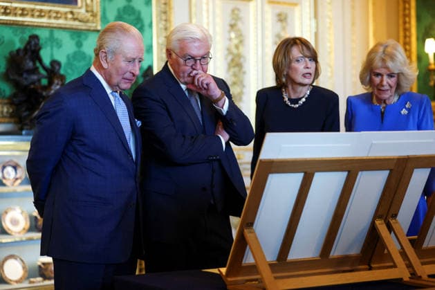 German President Frank-Walter Steinmeier visits Britain Britain s King Charles, Queen Camilla, German President Frank-Walter Steinmeier and his wife Elke Buedenbender view items on display relating to Germany, during a visit to the Royal Collection exhibition in the Green Drawing Room at Windsor Castle, during Steinmeier s state visit to Britain, in Windsor, Britain, December 3, 2025. REUTERS Hannah, Credit:Hannah McKay Avalon UNITED KINGDOM, Windsor Copyright: xHannahxMcKayx xAvalonx 1056255879