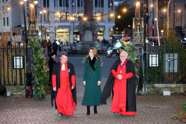 Members Of The Royal Family Attend The Together At Christmas Carol Service LONDON, ENGLAND - DECEMBER 05: Paul Baumann CBE LVO, Catherine, Princess of Wales and Dean of Westminster, the Very Reverend Dr David Hoyle attend the Together At Christmas Carol Service at Westminster Abbey on December 05, 2025 in London, England. Led by The Princess and supported by The Royal Foundation, the annual event offered a chance to pause and reflect on the values of love, compassion, and the connections we share. The service also highlighted remarkable individuals from across the UK who have demonstrated extraordinary kindness, empathy, and support within their communities., Credit:Chris Jackson Avalon United Kingdom, England, London, Westminster Ab Copyright: xChrisxJacksonx xAvalonx 1056771810