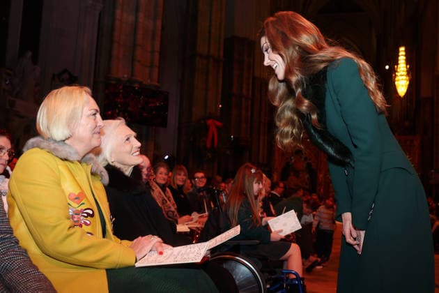 Members Of The Royal Family Attend The Together At Christmas Carol Service LONDON, ENGLAND - DECEMBER 05: Annabel Bosher and Dame Mary Berry speak with Catherine, Princess of Wales at the Together At Christmas Carol Service at Westminster Abbey on December 05, 2025 in London, England. Led by The Princess and supported by The Royal Foundation, the annual event offered a chance to pause and reflect on the values of love, compassion, and the connections we share. The service also highlighted remarkable individuals from across the UK who have demonstrated extraordinary kindness, empathy, and support within their communities., Credit:Chris Jackson Avalon United Kingdom, England, London, Westminster Abbey Copyright: xChrisxJacksonx xAvalonx 1056773150