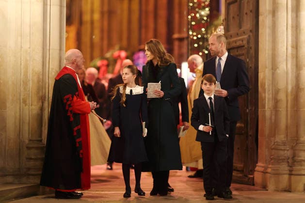 Members Of The Royal Family Attend The Together At Christmas Carol Service LONDON, ENGLAND - DECEMBER 05: Princess Charlotte of Wales, Catherine, Princess of Wales, Prince Louis of Wales and Prince William, Prince of Wales depart from the Together At Christmas Carol Service at Westminster Abbey on December 05, 2025 in London, England. Led by The Princess and supported by The Royal Foundation, the annual event offered a chance to pause and reflect on the values of love, compassion, and the connections we share. The service also highlighted remarkable individuals from across the UK who have demonstrated extraordinary kindness, empathy, and support within their communities., Credit:Chris Jackson Avalon United Kingdom, England, London, W Copyright: xChrisxJacksonx xAvalonx 1056827901