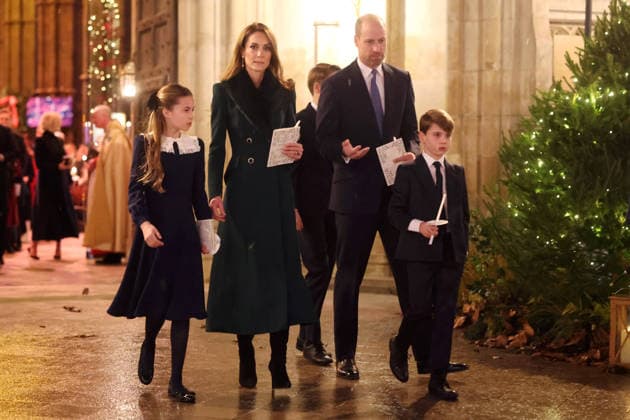 Members Of The Royal Family Attend The Together At Christmas Carol Service LONDON, ENGLAND - DECEMBER 05: Princess Charlotte of Wales, Catherine, Princess of Wales, Prince William, Prince of Wales and Prince Louis of Wales depart from the Together At Christmas Carol Service at Westminster Abbey on December 05, 2025 in London, England. Led by The Princess and supported by The Royal Foundation, the annual event offered a chance to pause and reflect on the values of love, compassion, and the connections we share. The service also highlighted remarkable individuals from across the UK who have demonstrated extraordinary kindness, empathy, and support within their communities., Credit:Chris Jackson Avalon United Kingdom, England, London, W Copyright: xChrisxJacksonx xAvalonx 1056827937