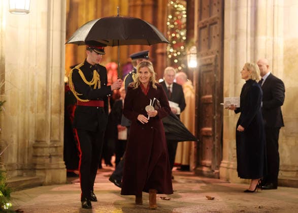 Members Of The Royal Family Attend The Together At Christmas Carol Service LONDON, ENGLAND - DECEMBER 05: Sophie, Duchess of Edinburgh departs from the Together At Christmas Carol Service at Westminster Abbey on December 05, 2025 in London, England. Led by The Princess and supported by The Royal Foundation, the annual event offered a chance to pause and reflect on the values of love, compassion, and the connections we share. The service also highlighted remarkable individuals from across the UK who have demonstrated extraordinary kindness, empathy, and support within their communities., Credit:Chris Jackson Avalon United Kingdom, England, London, Westminster Abbey Copyright: xChrisxJacksonx xAvalonx 1056828475