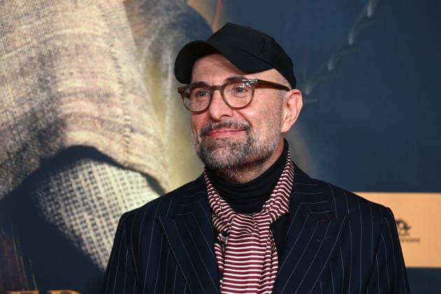 Philipp STOELZL, Stölzl, Regisseur, Portraet, Porträt, Portrait, Angeschnittenes Einzelbild, Einzelmotiv, Roter Teppich, Red Carpet Show, Ankunft, arrival, Filmpremiere DER MEDICUS 2 am 15.12.2025 im Cinedom-Kino in Koeln,