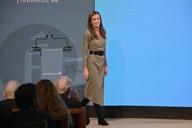 The Queen presides over the commemorative ceremony of the 20th anniversary of Fundación del Espanol Urgente FundéuRAE Queen Letizia during the commemorative ceremony of the 20th anniversary of Fundación del Espanol Urgente FundéuRAE , held at the Real Academia Espanola, on December 17, 2025, in Madrid, Spain In these twenty years, the Foundation, promoted by the Real Academia Espanola RAE and the EFE Agency, has become one of the main points of reference for Spanish-speaking journalists and, in general, for language professionals in the news world. Its recommendations on the proper use of the language are disseminated throughout the year, from Monday to Friday, to reach the editorial offices of the media and the e-mail addresses of the tho Copyright: xJosà xOlivax 7174759