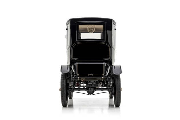 One of first ever electric cars – made 113 years ago – set to sell for £375,000 Story from Jam Press (First Electric Car) Pictured: The restored Baker Electric Model V, built in 1912. One of first ever electric cars – made 113 years ago – set to sell for £375,000 One of the first ever electric cars is set to sell for £375,000. The restored Baker Electric Model V, built in 1912, is heading to auction. It’s widely regarded as one of the finest early electric cars ever produced. The car being offered is a Model V four-passenger Special Extension Coupe, one of the last and most desirable enclosed Baker designs. It features elegant, lightweight aluminium bodywork, a style discontinued shortly after, as reported by Luxury Auto News. Power Copyright: xJamxPress CourtesyxofxRMxSotheby s