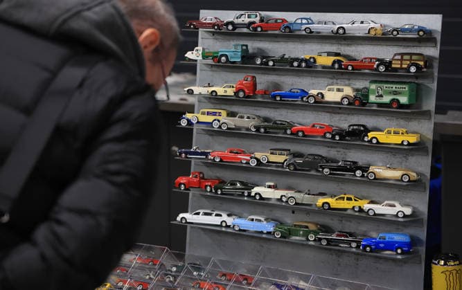 251220_PXL_toy_cars More than 300 models of cars and 25 oldtimers, including the oldest exhibit, the iconic Cadillac series 62 from 1950, as well as police cars were presented this weekend in Zagreb s Family Mall by exhibitors from Austria, Bosnia and Herzegovina, Croatia, Italy, Slovenia and Serbia, in Zagreb, Croatia, on December 20. 2025. MarkoxPrpic PIXSELL