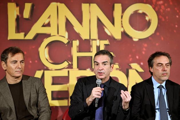 December 30, 2025, Catanzaro, Catanzaro, Italy: Press conference for the presentation of RAI s New Year s Eve program, L anno che verro , at the S. Giovanni Complex, Catanzaro. Pictured: From left: Marco Liorni, host; Roberto Occhiuto, President of the Calabria Region; Nicola Fiorita, Mayor of Catanzaro. Catanzaro, Italy 30 December 2025 Catanzaro Italy - ZUMAa289 20251230_zia_a289_079 Copyright: xValeriaxFerrarox