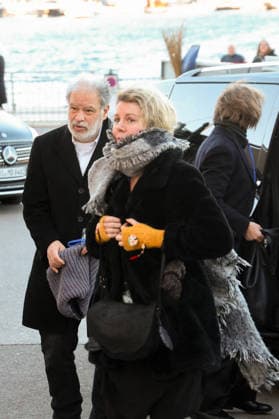 Raphaël Mezrahi Arrives at Brigitte Bardots funeral in the Notre Dame de lAssomption parish church in Saint Tropez, France, on January 7, 2026 Brigitte Bardot, an emblematic figure of French cinema and an international icon, died on December 28, 2025 at the age of 91 at her legendary La Madrague estate, in Saint Tropez, France Revealed to the world through her role in Et DieuÖ créa la femme , she had helped make Saint Tropez a world-famous landmark The actress will be laid to rest on January 7, 2026 in the Saint Tropez marine cemetery, alongside her father Louis Bardot 1896 1975 and her mother Anne Marie Mucel 1912 1978 A religious ceremony will be held beforehand in the Saint Tropez church, where relatives, Jacovides Moreau Bestimage Arri Copyright: xJACOVIDES-MOREAUx xBESTIMAGExJACOVIDES-MOREAUx xBESTIMAGEx