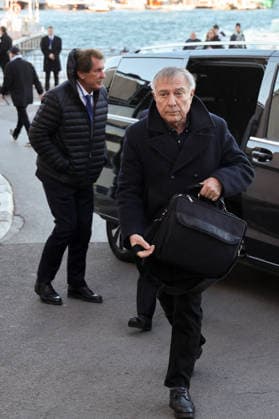Max Guazzini and Bird League president Allain Bougrain Dubourg Arrive at Brigitte Bardots funeral in the Notre Dame de lAssomption parish church in Saint Tropez, France, on January 7, 2026 Brigitte Bardot, an emblematic figure of French cinema and an international icon, died on December 28, 2025 at the age of 91 at her legendary La Madrague estate, in Saint Tropez, France Revealed to the world through her role in Et DieuÖ créa la femme , she had helped make Saint Tropez a world-famous landmark The actress will be laid to rest on January 7, 2026 in the Saint Tropez marine cemetery, alongside her father Louis Bardot 1896 1975 and her mother Anne Marie Mucel 1912 1978 A religious ceremony will be held beforehand in the Saint Tropez church, wh Copyright: xJACOVIDES-MOREAUx xBESTIMAGExJACOVIDES-MOREAUx xBESTIMAGEx