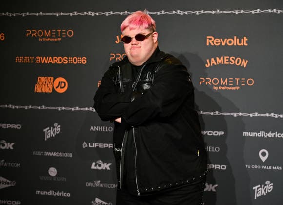January 10, 2026, Madrid, Madrid, SPAIN: Content creators and guests pose on the black carpet during the third edition of the Army Awards, held on Saturday, January 10, at the Madrid Arena in Madrid. Known as the â€oeinternet anti-awards,†the ceremony honors the most viral moments, trends, and personalities from social media over the past year in a script-free gala hosted by Ceciarmy and Santiago Segura. In the image Augusto Alonso Madrid SPAIN - ZUMAz108 20260110_znp_z108_080 Copyright: xRichardxZubelzux