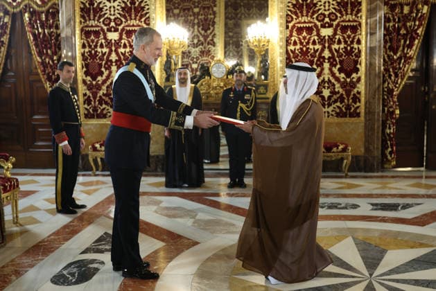 The King receives the Letters of Credence of the new ambassadors King Felipe VI i receives the Letters of Credence of the Ambassador of the United Arab Emirates, Saleh Ahmad Salem Alsuwaidi d , at the Royal Palace in Madrid, on January 12, 2026, in Madrid Spain The King receives today the Letters of Credence of the new ambassadors of Finland, El Salvador, India, United Arab Emirates, Lebanon, Ukraine and Hungary 12 JANUARY 2026 ROYAL HOUSE AMBASSADORS CREDENTIAL LETTERS Alejandro Martínez Vé Madrid Madrid Madrid Espana Copyright: xAlejandroxMartinezxVÃ lezx 7212175