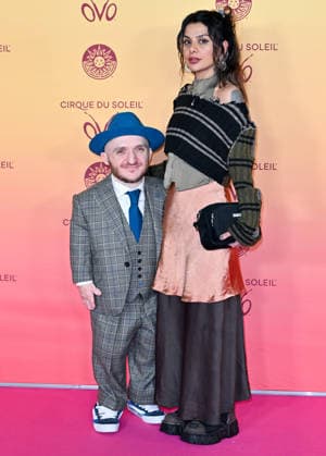 Premiere, Cirque du Soleil, Arrivals, London, UK. 14 January 2026. London, UK, 14 January 2026. Leigh Gill and Priya Modi attend the UK Premiere of the Cirque du Soleil production of OVO at the Royal Albert Hall, London, UK., Credit:Lee Floyd Avalon UK, London, Royal Albert Hall Copyright: xLeexFloydx xAvalonx 1066141837