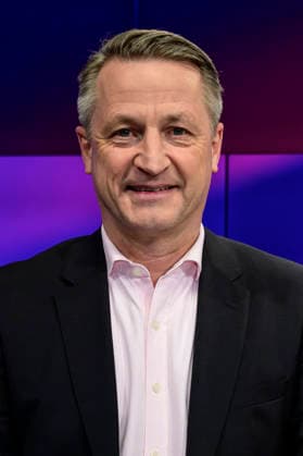 GER, Berlin, studio, guest on - maischberger, political talk show, TV, format, with host - Sandra Maischberger, Das Erste, from Adlershof - at Studio 20, pictured from left: Nikolaus Blome (RTL ntv), January 20, 2026, Copyright: HMBxMedia UwexKoch