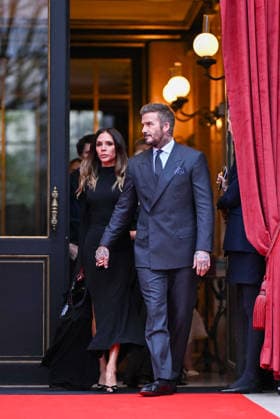 Victoria Beckham and her husband David Beckham Victoria Beckham, accompanied by her family, leaving the Hotel La Réserve to go to the Ministry of Culture to be made a Knight of the Order of Arts and Letters in Paris, France, on January 26, 2026 Yehiel Chekroune Bestimage Victoria Beckham, accompanied by her family, leaving the Hotel La Réserve to go to the Ministry of Culture to be made a Knight of the Order of Arts and Letters in Paris, France, on January 26, 2026 Paris France Copyright: xYehielxChekrounex xBestimagexYehielxChekrounex xBestimagex
