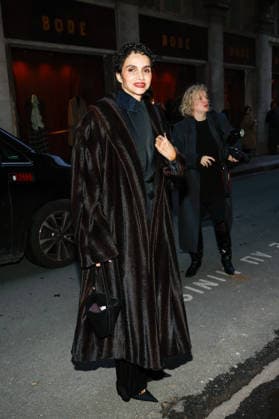 Farida Khelfa Victoria Beckham, accompanied by her family, arrives at the Ministry of Culture to be elevated to the rank of Knight of the Order of Arts and Letters in Paris, France, on January 26, 2026 Cyril Moreau Bestimage Victoria Beckham, accompanied by her family, arrives at the Ministry of Culture to be elevated to the rank of Knight of the Order of Arts and Letters in Paris, France, on January 26, 2026 Paris France Copyright: xCYRILxMOREAUx xBESTIMAGExCYRILxMOREAUx xBESTIMAGEx