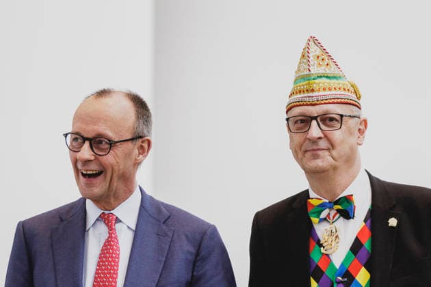 (L-R) Friedrich Merz (CDU), Bundeskanzler, und Klaus Ludwig Fess, Praesident des Bund Deutscher Karneval e.V., aufgenommen im Rahmen des traditionellen Karnevalempfangs im Bundeskanzleramt in Berlin, 03.02.2026. Berlin Deutschland Copyright: xFlorianxGaertnerx
