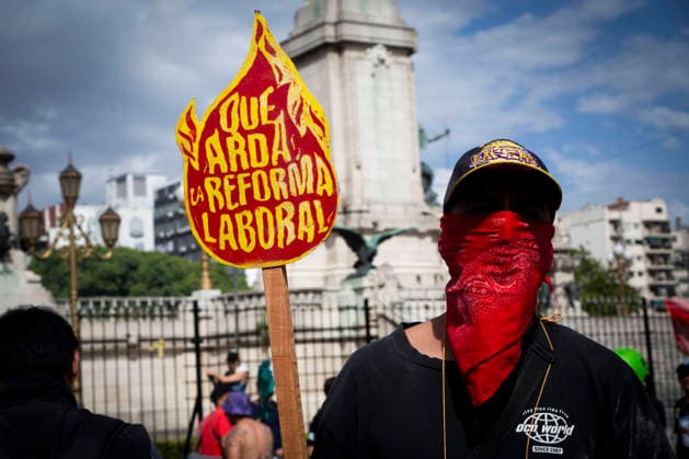 February 11, 2026, Buenos Aires, Buenos Aires, Argentina: Hundreds of people remained gathered around the National Congress protesting the labor reform vote taking place inside the Senate. Buenos Aires Argentina - ZUMAs358 20260211_znp_s358_003 Copyright: xSilvanaxSafenreiterx