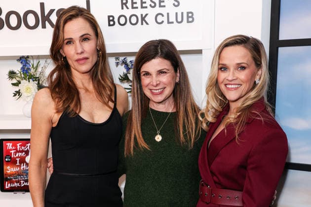 Apple TV+ s The Last Thing He Told Me Season 2 Tastemaker Event WEST HOLLYWOOD, LOS ANGELES, CALIFORNIA, USA - FEBRUARY 12: Jennifer Garner, Laura Dave and Reese Witherspoon arrive at Apple TV+ s The Last Thing He Told Me Season 2 Tastemaker Event held at The West Hollywood EDITION on February 12, 2026 in West Hollywood, Los Angeles, California, United States., Credit:Xavier Collin Avalon United States, California, West Hollywood, The West Hollywood EDITION Copyright: xXavierxCollinx xAvalonx 1074625382