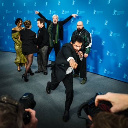Photocall for Good Luck, Have Fun, Don™t Die , Grand Hyatt Berlin, Berlin, Germany Michael Pena act out martial arts moves in front of the photographers at the Photocall for Good Luck, Have Fun, Don™t Die during Berlinale (Berlin Film Festival) at Grand Hyatt Berlin, Berlin, , Germany on 13 February 2026., Credit:Julie Edwards Avalon Copyright: xJuliexEdwardsx xAvalonx 1074737039