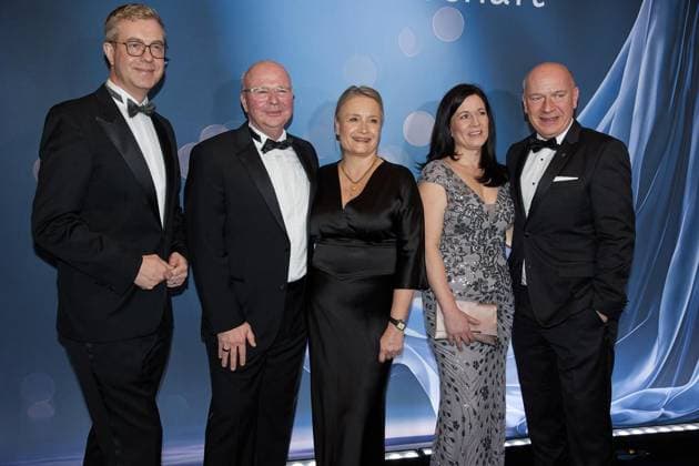 Ball der Wirtschaft 2026 ** NUR FÜR REDAKTIONELLE ZWECKE ** EDITORIAL USE ONLY **<p>Stefan Evers (l-r, CDU), Finanzsenator, Oliver Voigt, VBKI-Präsident, Mirijam Voigt, Katharina Günther-Wünsch (CDU), Bildungssenatorin, und Kai Wegner (CDU), Regierender Bürgermeister, kommen zum Ball der Wirtschaft 2026 ins Hotel InterContinental. Bereits zum 74. Mal rollt der Verein Berliner Kaufleute und Industrieller (VBKI) den roten Teppich aus. Deutschland Berlin Berlin Copyright: JoergxCarstensen