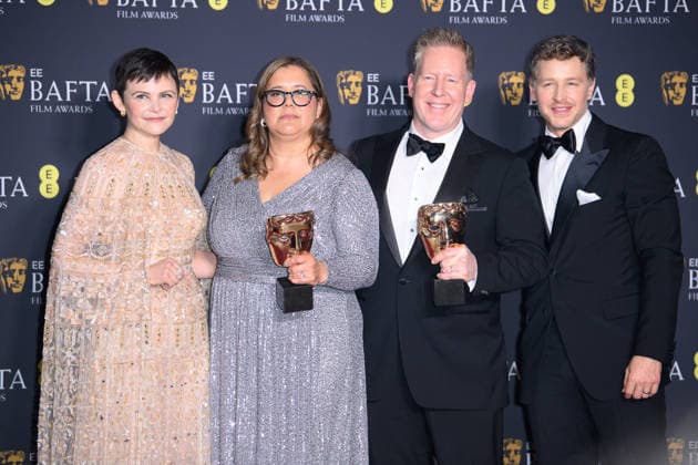 EE BAFTA Film Awards 2026 Winners - Royal Festival Hall, Southbank, London (L-R) - Ginnifer Goodwin, Winners Yvett Merino and Jared Bush and Josh Dallas pose with their BAFTA for Best Animated Film for Zootropolis 2 in the Winners Room at the EE BAFTA Film Awards 2026 at Royal Festival Hall, Southbank in London, England, UK on Sunday 22 February, 2026., Credit:Justin Ng Avalon UK, England, London, Royal Festival Hall, Southbank Copyright: xJustinxNgx xAvalonx 1077638461