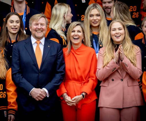 24-02-2026 Palace Princess Amalia and King Willem-Alexander and Queen Maxima during a meeting with the Dutch medal winners of the 2026 Winter Olympics in Milan at palace Noordeinde in The Hague. Jutta Leerdam, Xandra Velzeboer, Jens van ™t Wout, Melle van ™t Wout, Femke Kok, Jenning de Boo, Merel Conijn, Antoinette Rijpma-de Jong, Joy Beune, Kjeld Nuis, Marijke Groenewoud, Jorrit Bergsma, Teun de Boer, Friso Emons and Itzhak de Laat and Carl Verheijen. Â Copyright: xPPEx