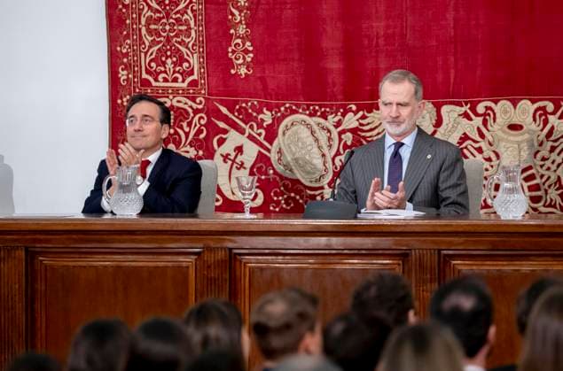 The King presides over the presentation of the offices of secretary of embassy to the LXXVII promotion of the diplomatic career I D The Minister of Foreign Affairs, José Manuel Albares, and King Felipe VI during the presentation of the offices of secretary of embassy to the LXXVII promotion of the diplomatic career, at the Diplomatic School, on February 26, 2026, in Madrid Spain These new officials of the Diplomatic Career, a corps of the State Administration specialized in international relations and attached to the Ministry of Foreign Affairs, European Union and Cooperation, are entrusted with political, diplomatic and consular functions 26 FEBRUARY 2026 Madrid Madrid Spain Copyright: xAlbertoxOrtegax 7322705