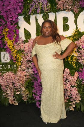 February 26, 2026, New York, Ny, USA: ALEX NEWELL attends the New York Botanical Gardenâ€⠢s The Orchid Dinner,.The Plaza Hotel, NYC.February 26, 2026. . The New York Botanical Gardenâ€⠢s The Orchid Dinner,.The Plaza Hotel, NYC.February 26, 2026. New York USA - ZUMAms4_ 20260226_faf_ms4_006 Copyright: xSoniaxMoskowitzxGordonx