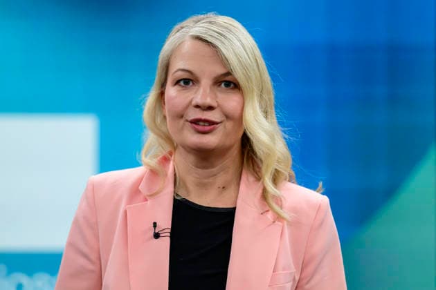 In the picture, from left: Annett Meiritz, International Correspondent, Handelsblatt GER, Berlin, studio, guest on Caren Miosga s political talk show, TV, format, with presenter, Das Erste, from Adlershof at Studio 20, topic: War in the Middle East will the regime in Iran now fall?, March 1, 2026 Copyright: HMBxMedia UwexKoch