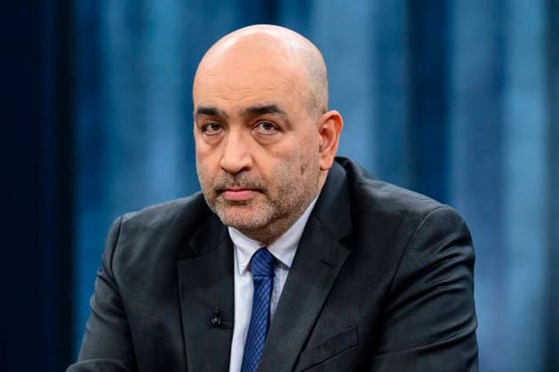 In the picture, from left: Omid Nouripour, Vice President of the German Bundestag, Alliance 90 The Greens, GER, Berlin, studio, guest on Caren Miosga s political talk show, TV, format, with presenter, Das Erste, from Adlershof at Studio 20, topic: War in the Middle East will the regime in Iran now fall?, March 1, 2026 Copyright: HMBxMedia UwexKoch