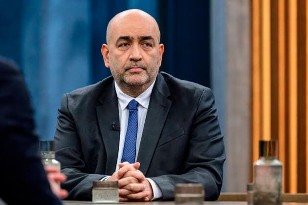 In the picture, from left: Omid Nouripour, Vice President of the German Bundestag, Alliance 90 The Greens, GER, Berlin, studio, guest on Caren Miosga s political talk show, TV, format, with presenter, Das Erste, from Adlershof at Studio 20, topic: War in the Middle East will the regime in Iran now fall?, March 1, 2026 Copyright: HMBxMedia UwexKoch